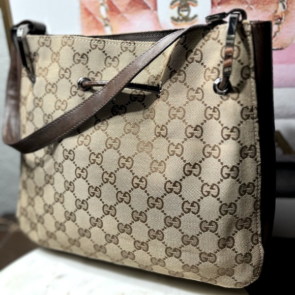 Gucci GG Monogram Canvas Drawstring Shoulder Bag EUC - Picture 6 of 13
